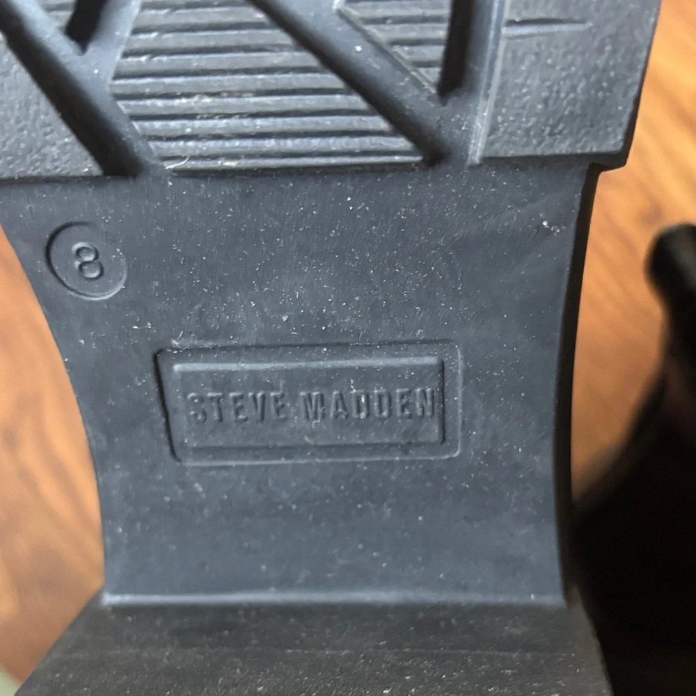 Black Steve Madden Chelsea Ankle Boots - Picture 9 of 9